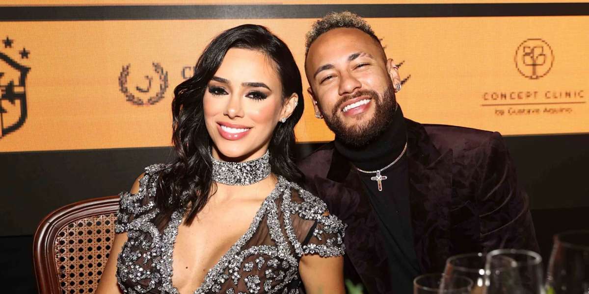 Neymar Demostr Que El Amor Todo Lo Puede Y Celebr Con Su Bella Novia